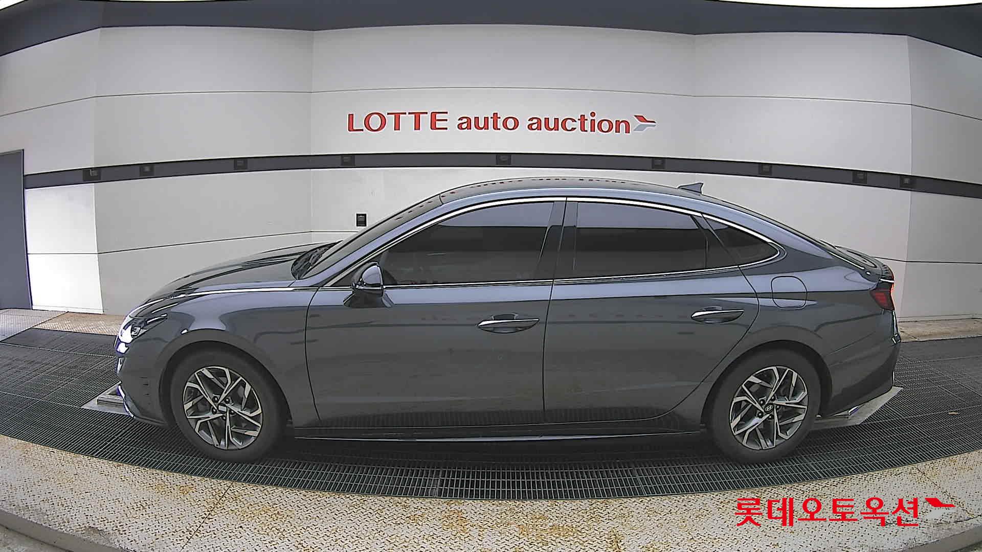 Hyundai Sonata - 13