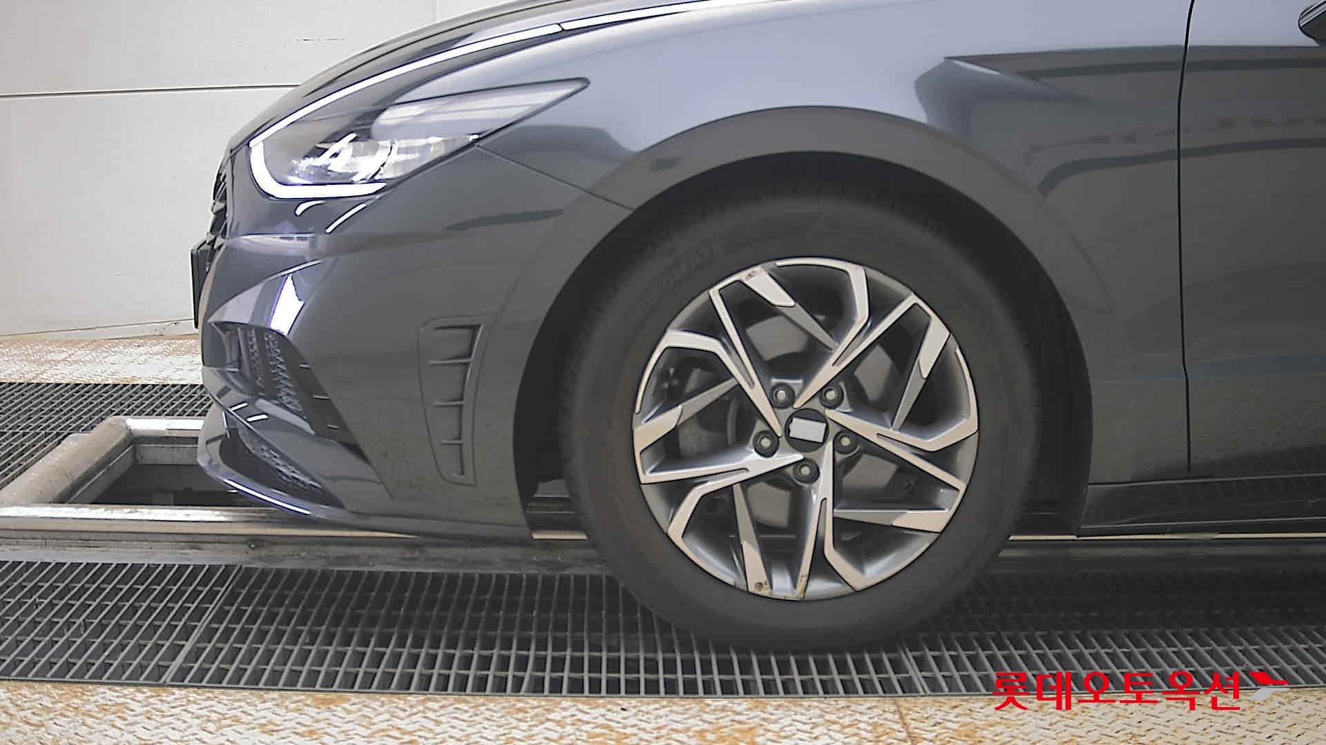 Hyundai Sonata - 25
