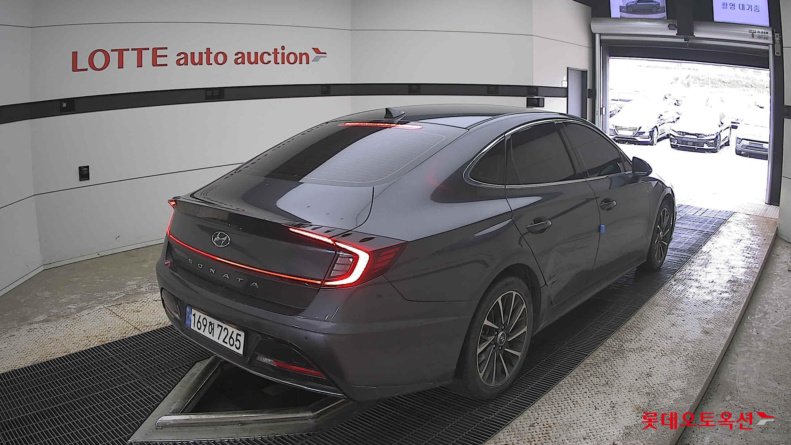 Hyundai Sonata - 5