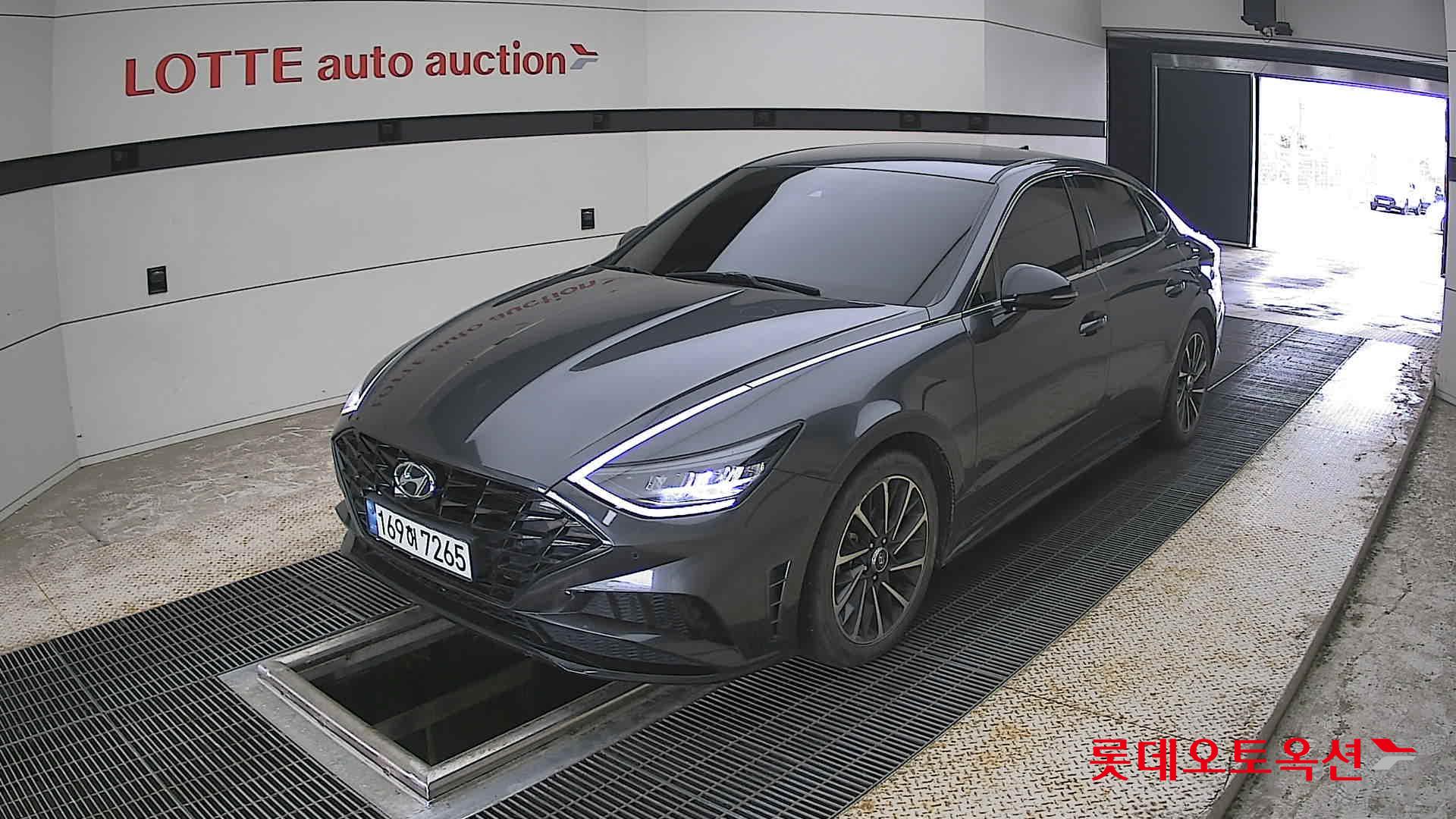 Hyundai Sonata - 3