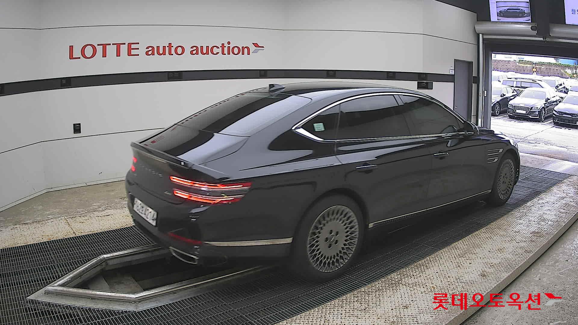 Genesis G80 - 19