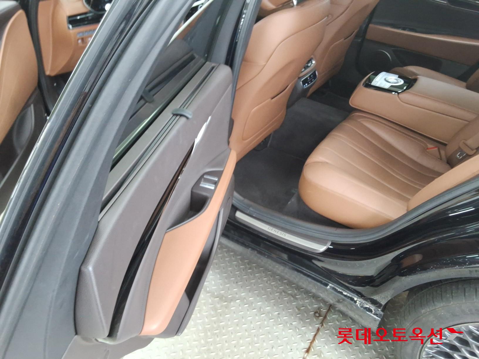 Genesis G80 - 38