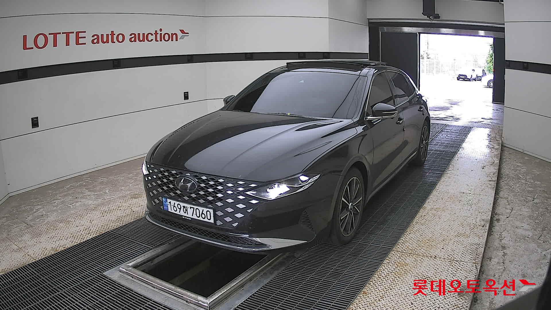Hyundai Grandeur - 10