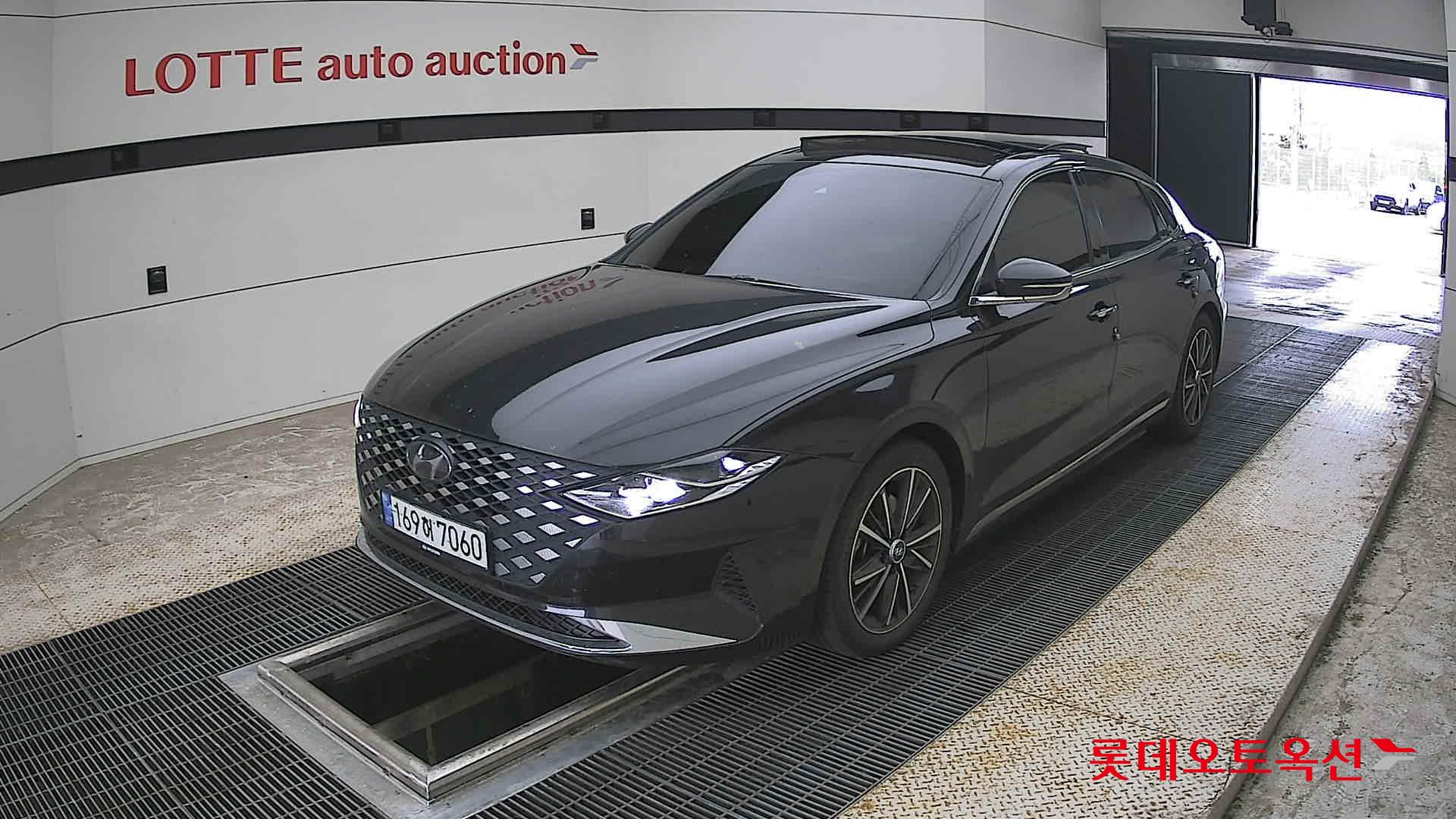 Hyundai Grandeur - 3