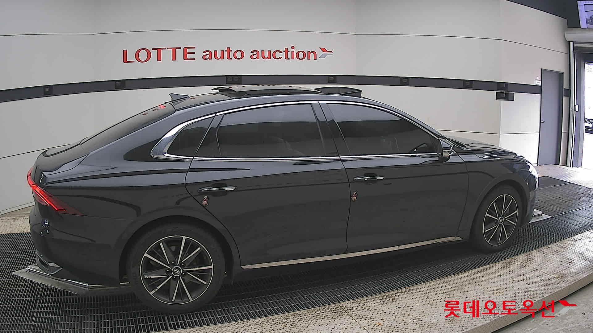 Hyundai Grandeur - 20