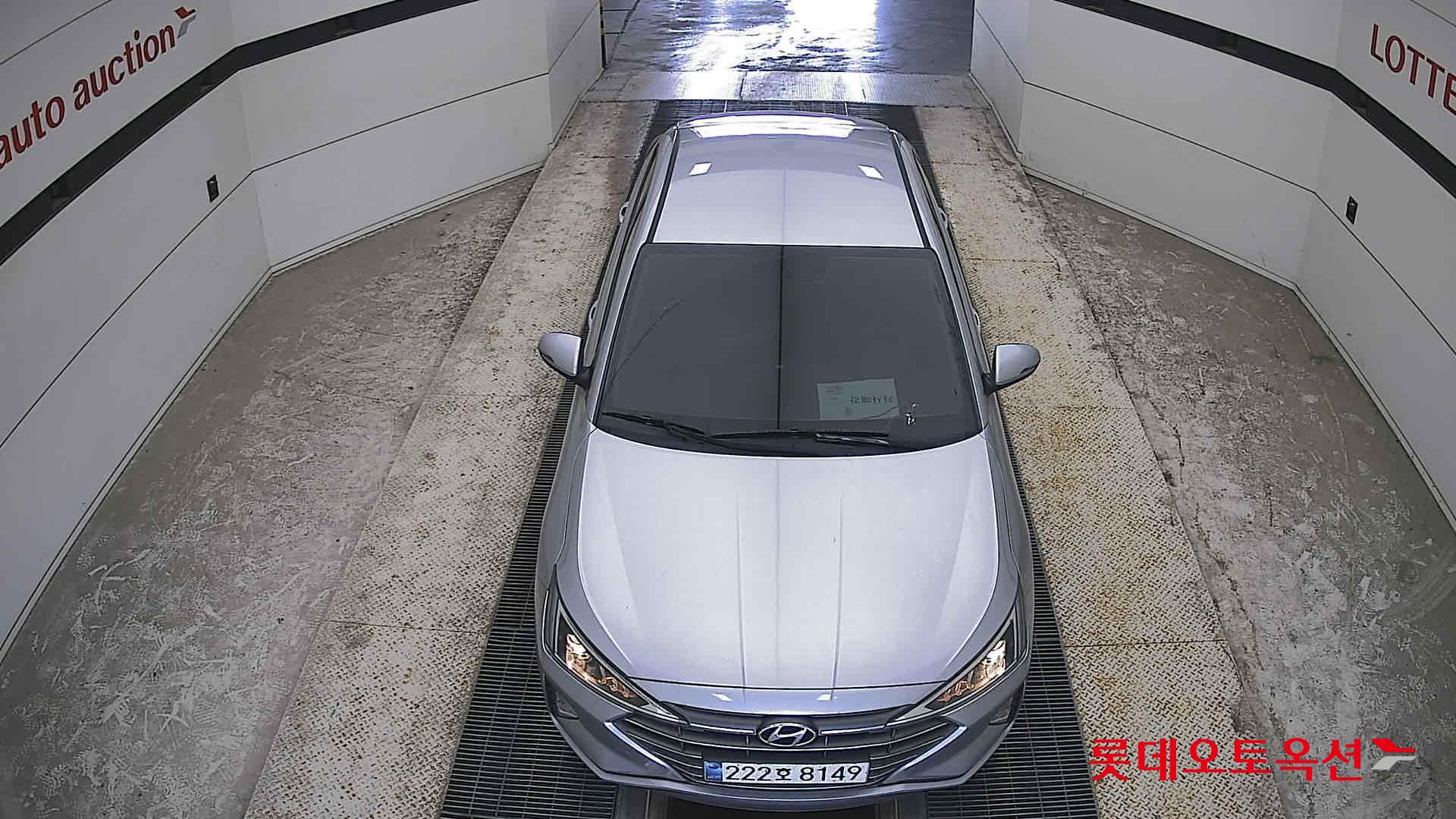 Hyundai Elantra - 7