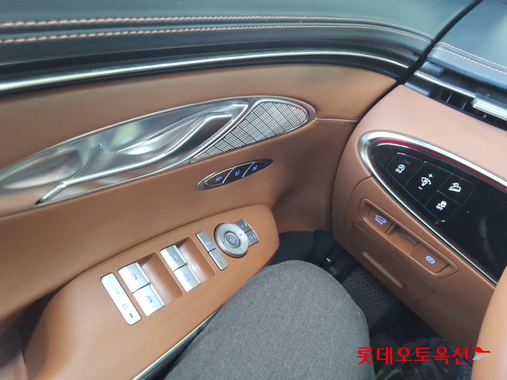 Genesis GV70 - 29