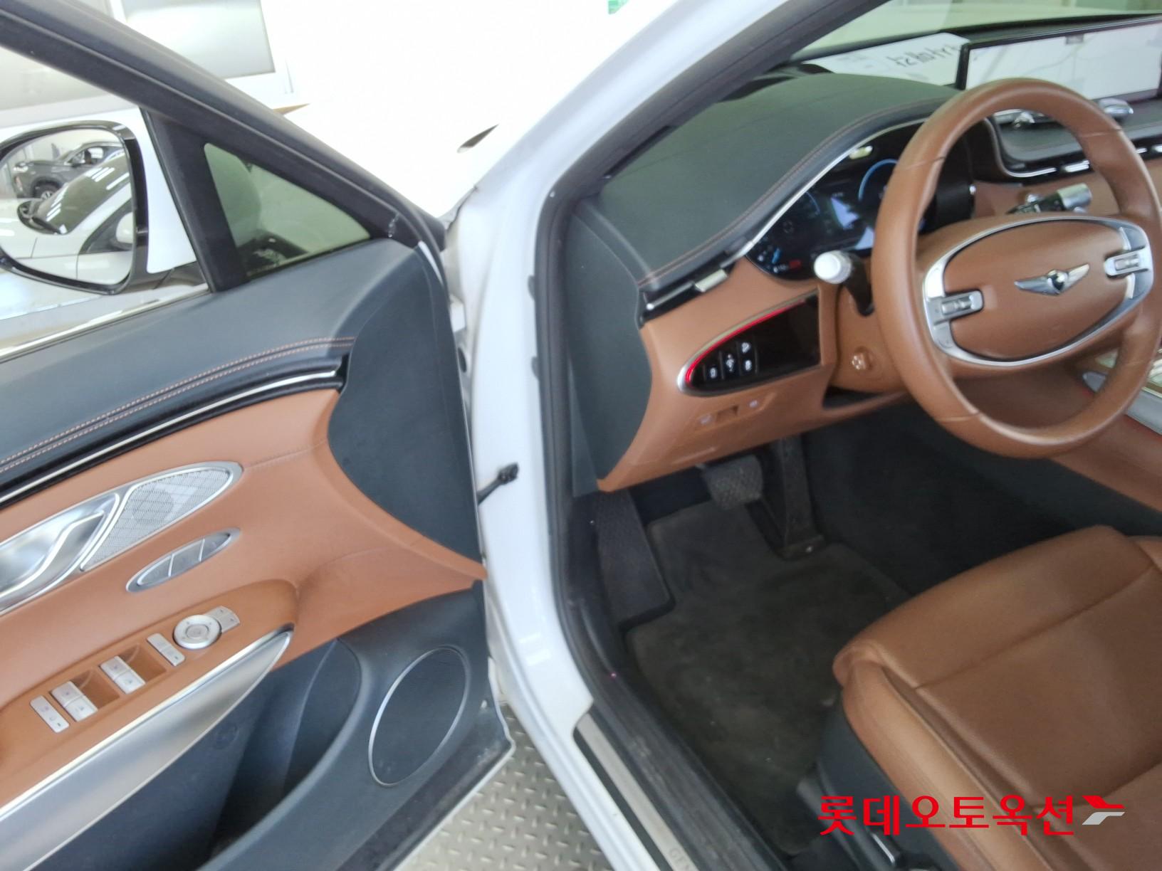 Genesis GV70 - 37
