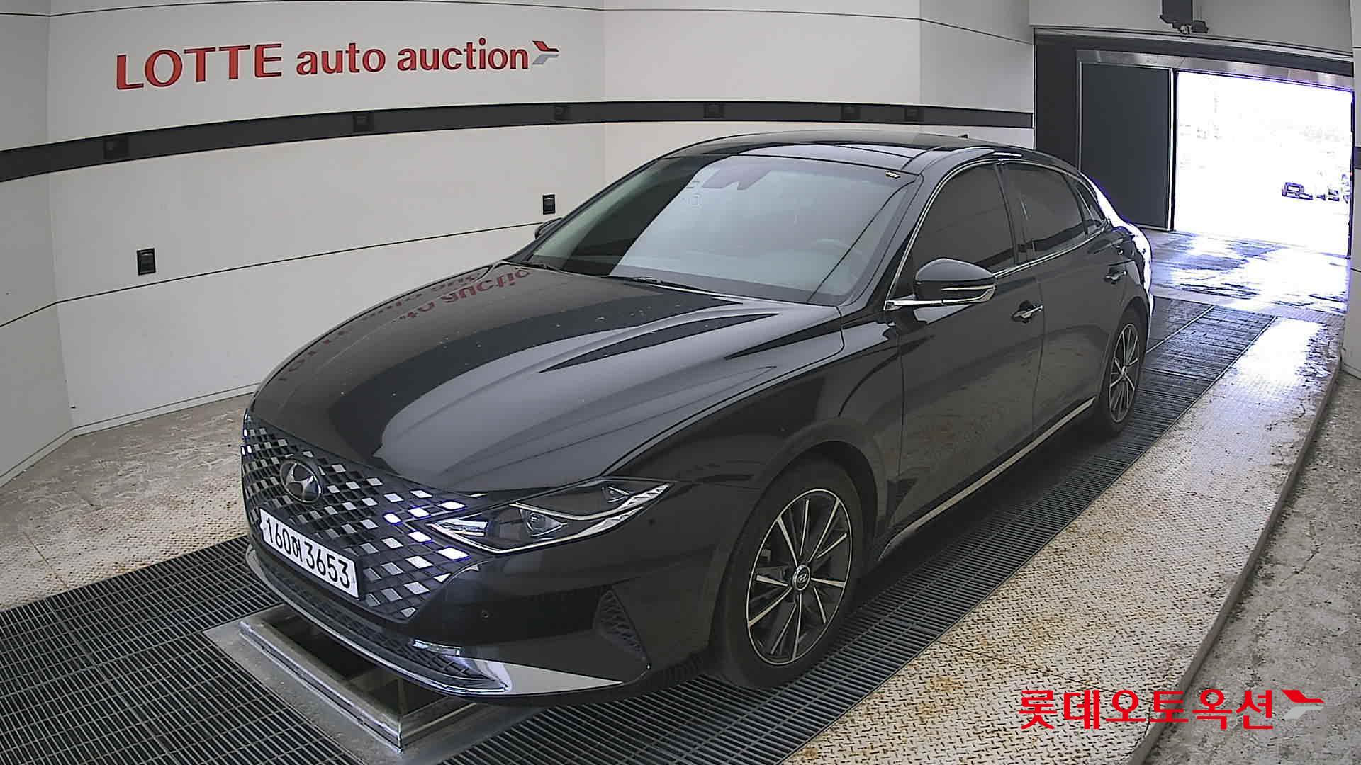 Hyundai Grandeur - 3