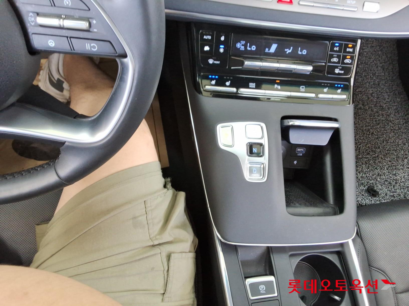 Hyundai Grandeur - 34