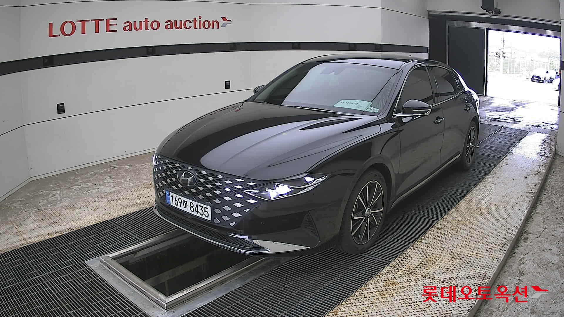 Hyundai Grandeur - 3