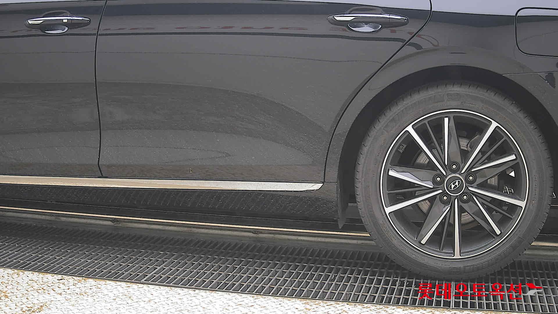 Hyundai Grandeur - 26