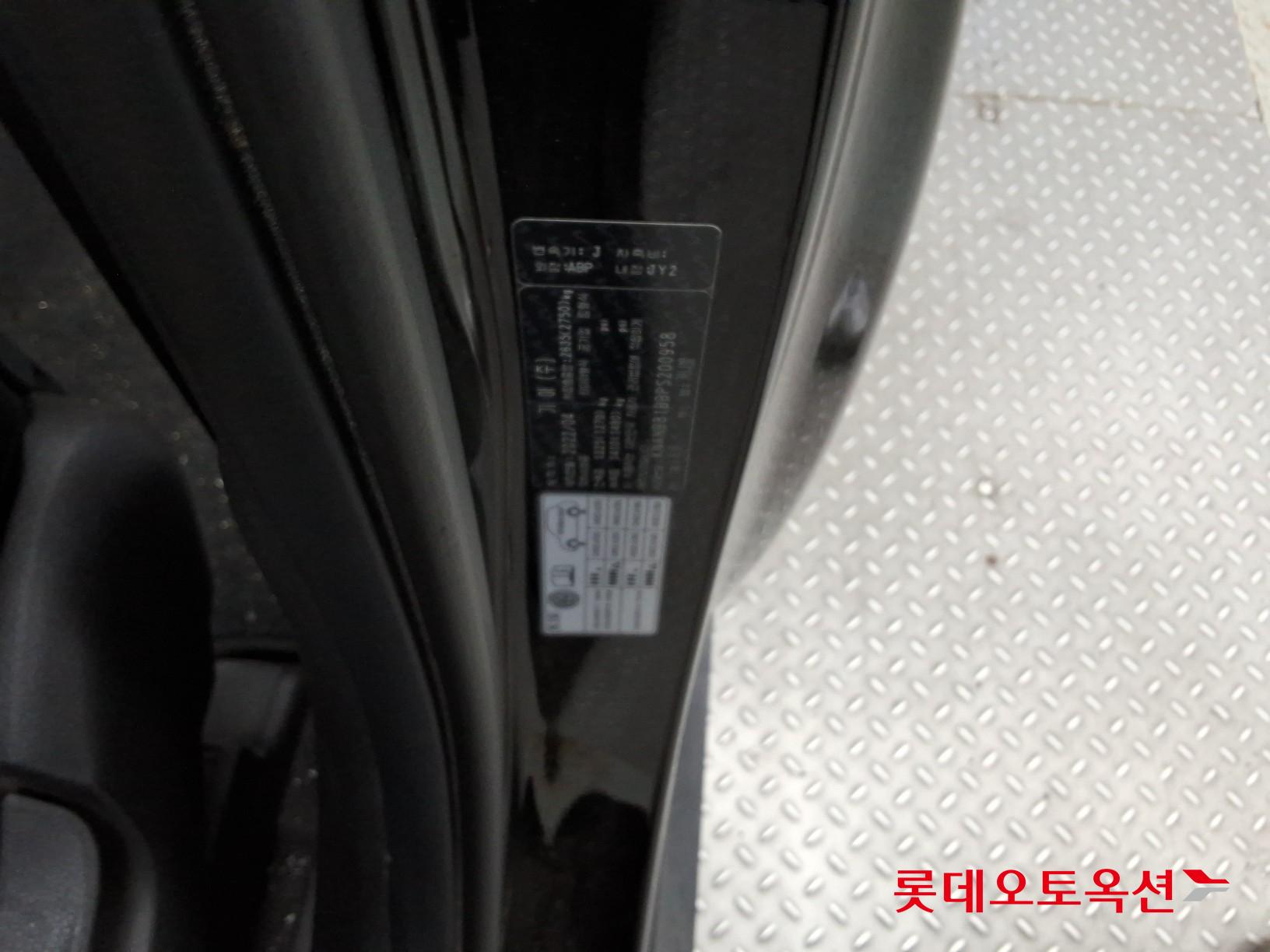 기아 카니발 - 36
