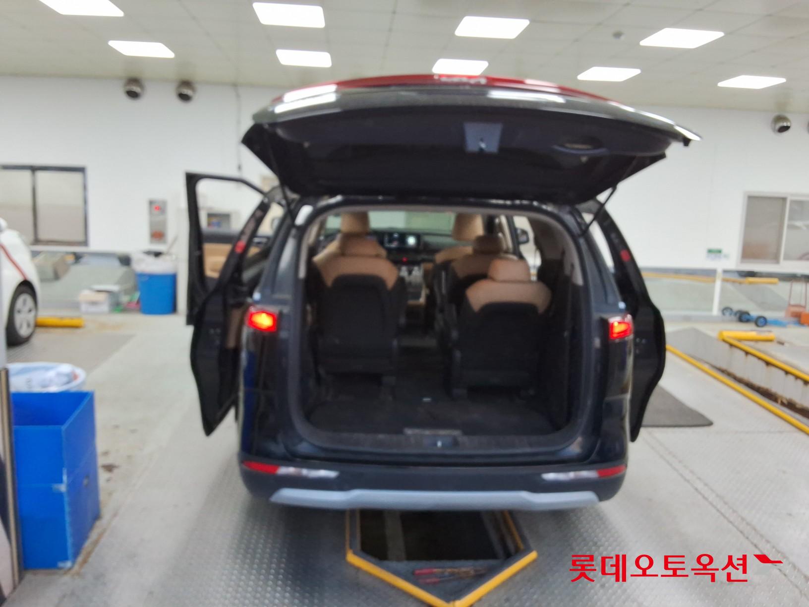 기아 카니발 - 9