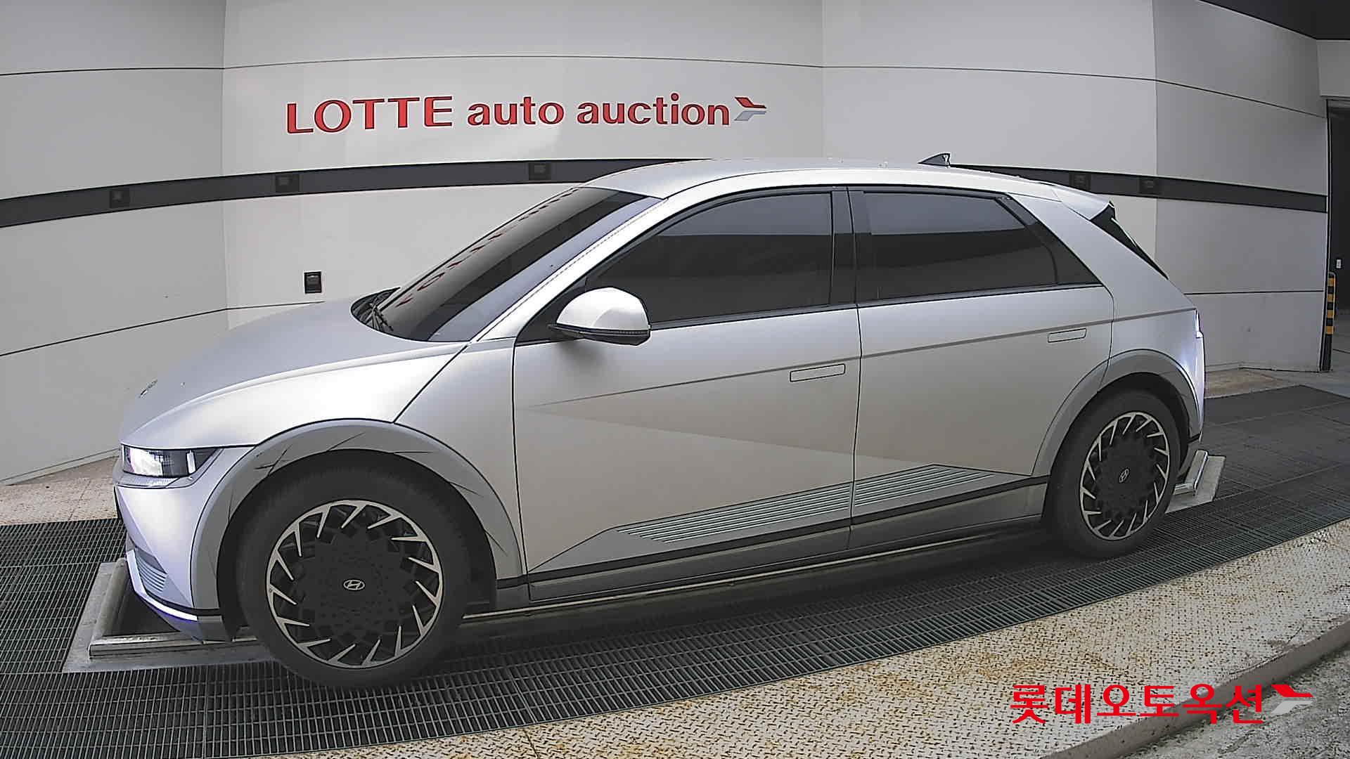 Hyundai Ioniq 5 - 12