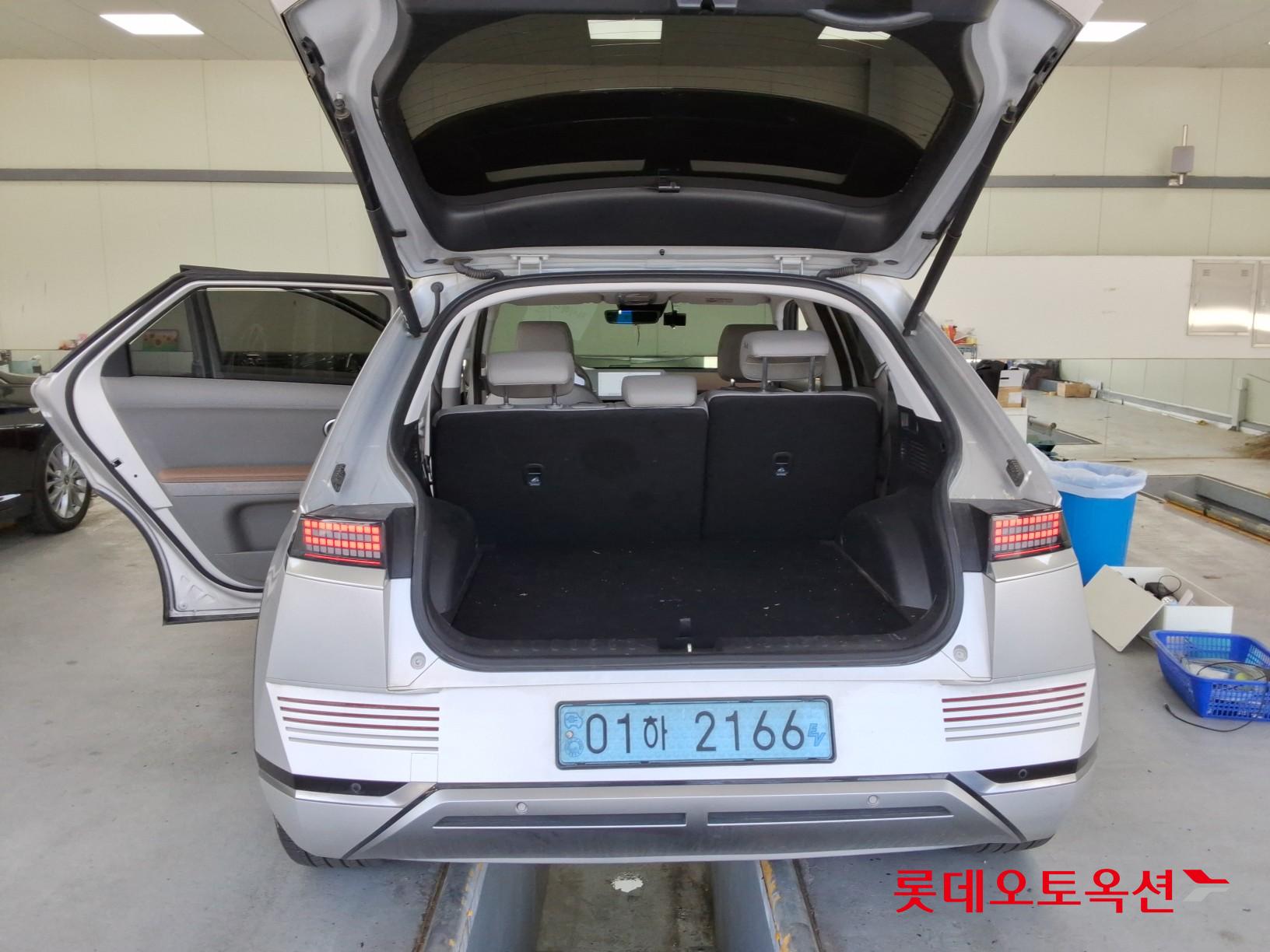 Hyundai Ioniq 5 - 9