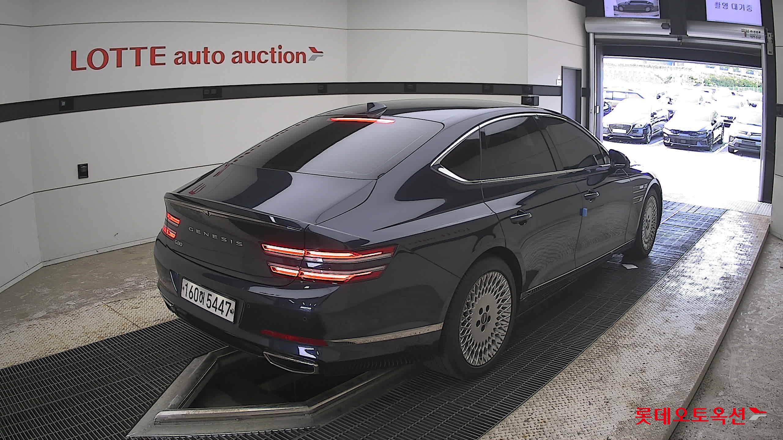 Genesis G80 - 5
