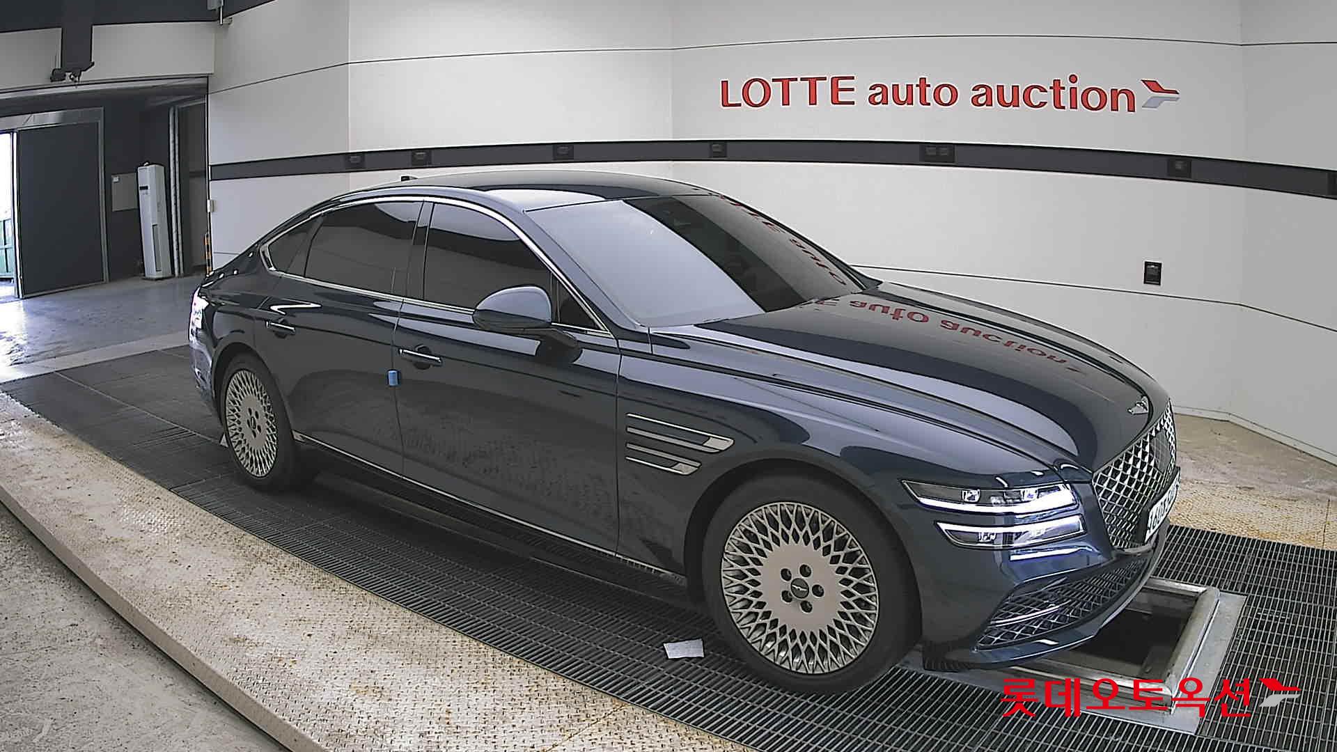 Genesis G80 - 23