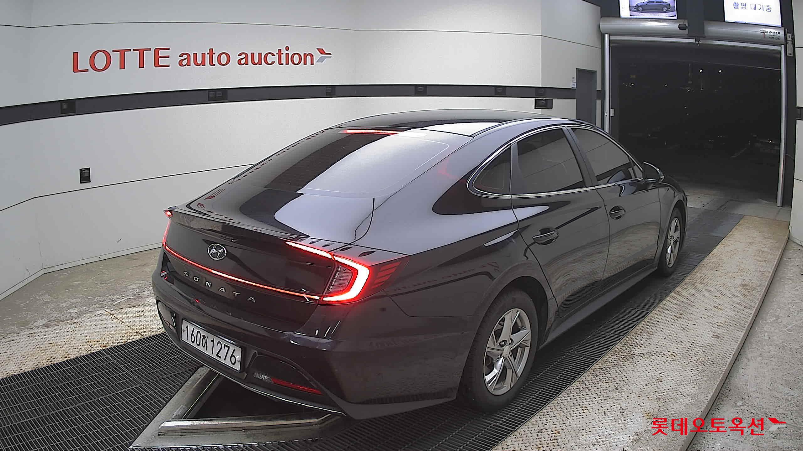 Hyundai Sonata - 5