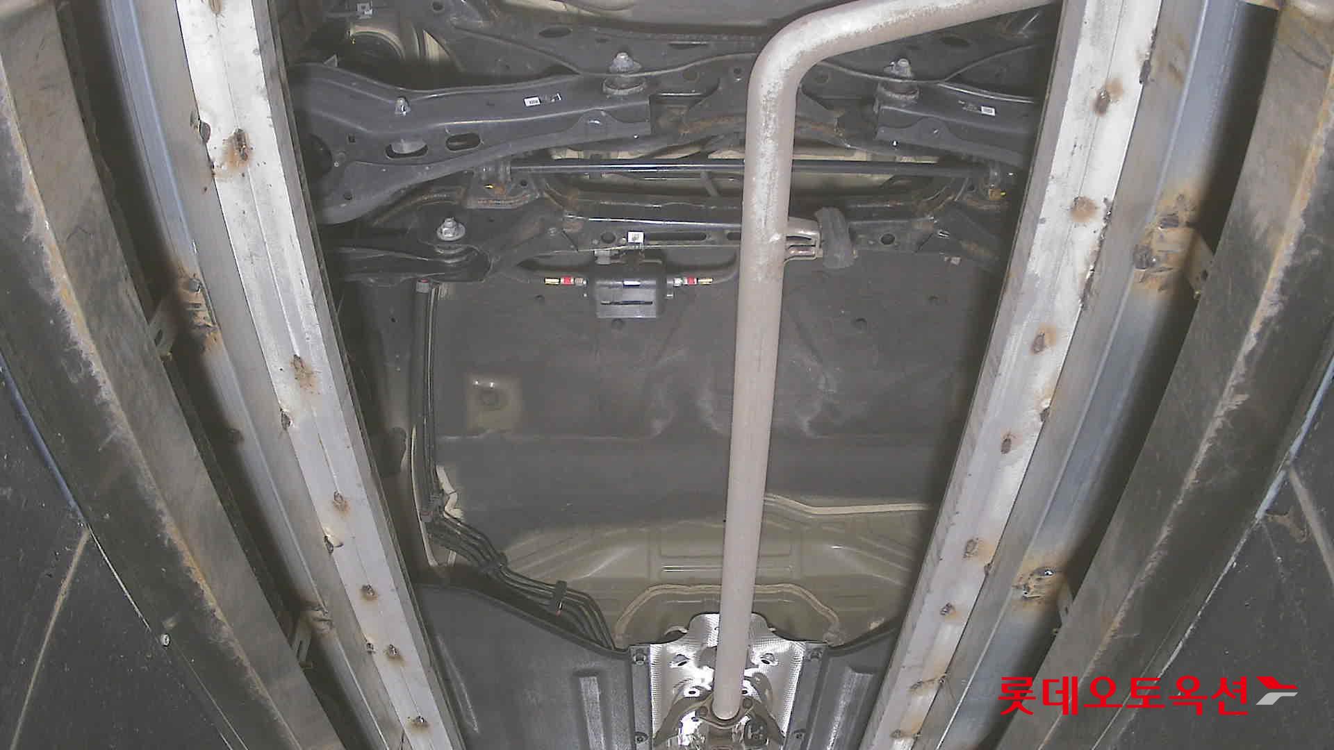 Hyundai Sonata - 2
