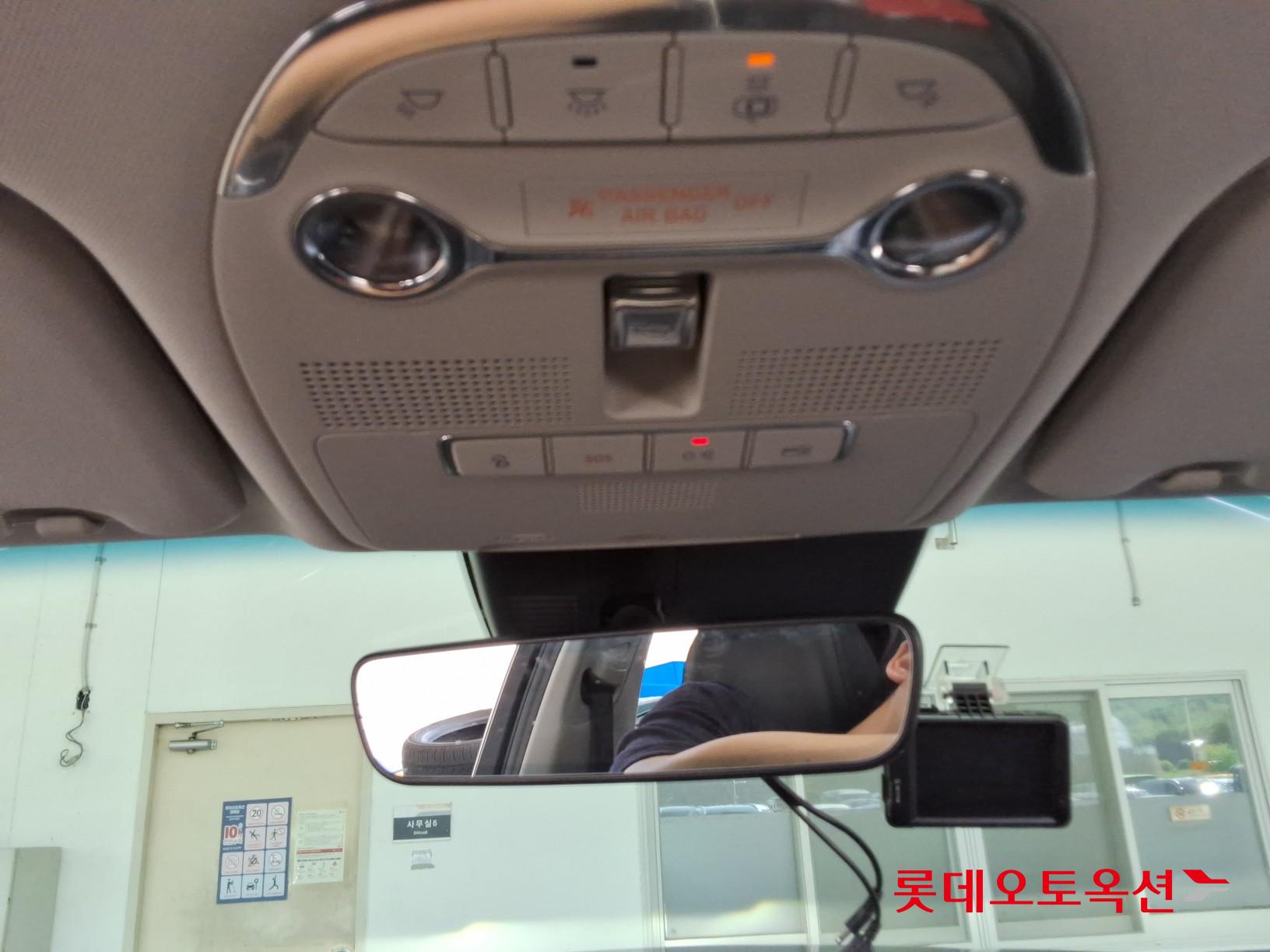 Hyundai Grandeur - 31