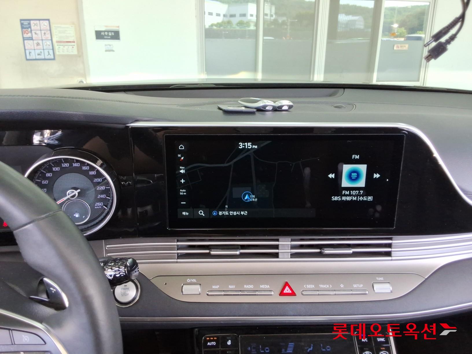 Hyundai Grandeur - 32