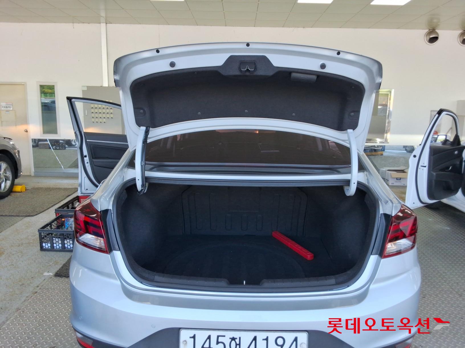 현대 아반떼 - 9
