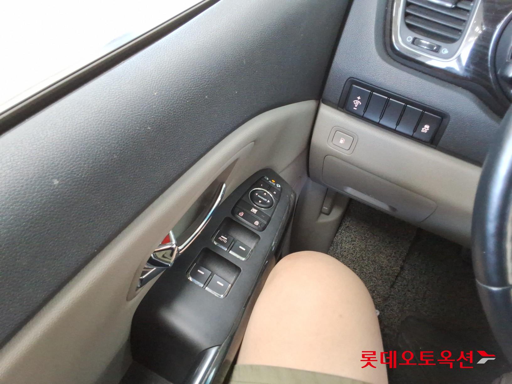 기아 뉴 카니발 - 29