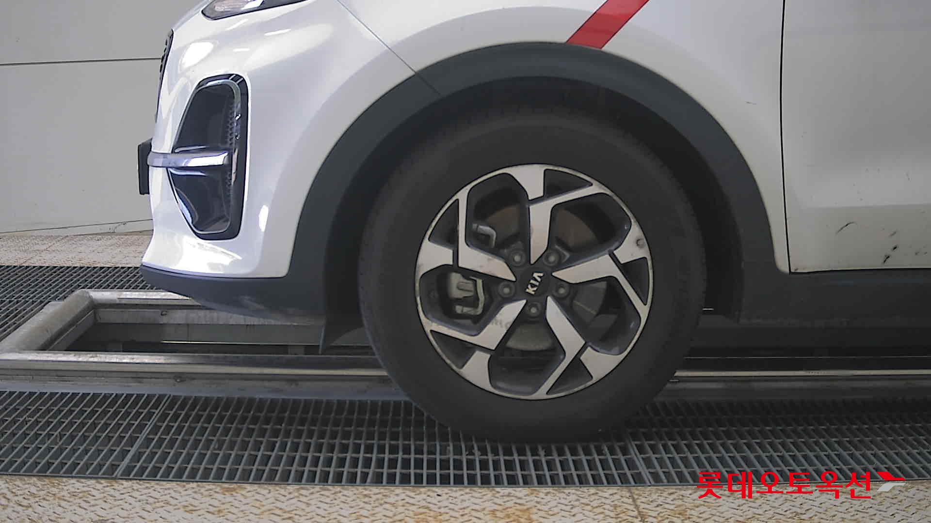 Kia Sportage - 25