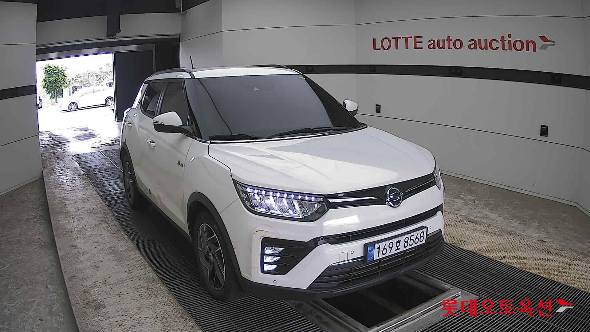 KG Mobility Tivoli - 24