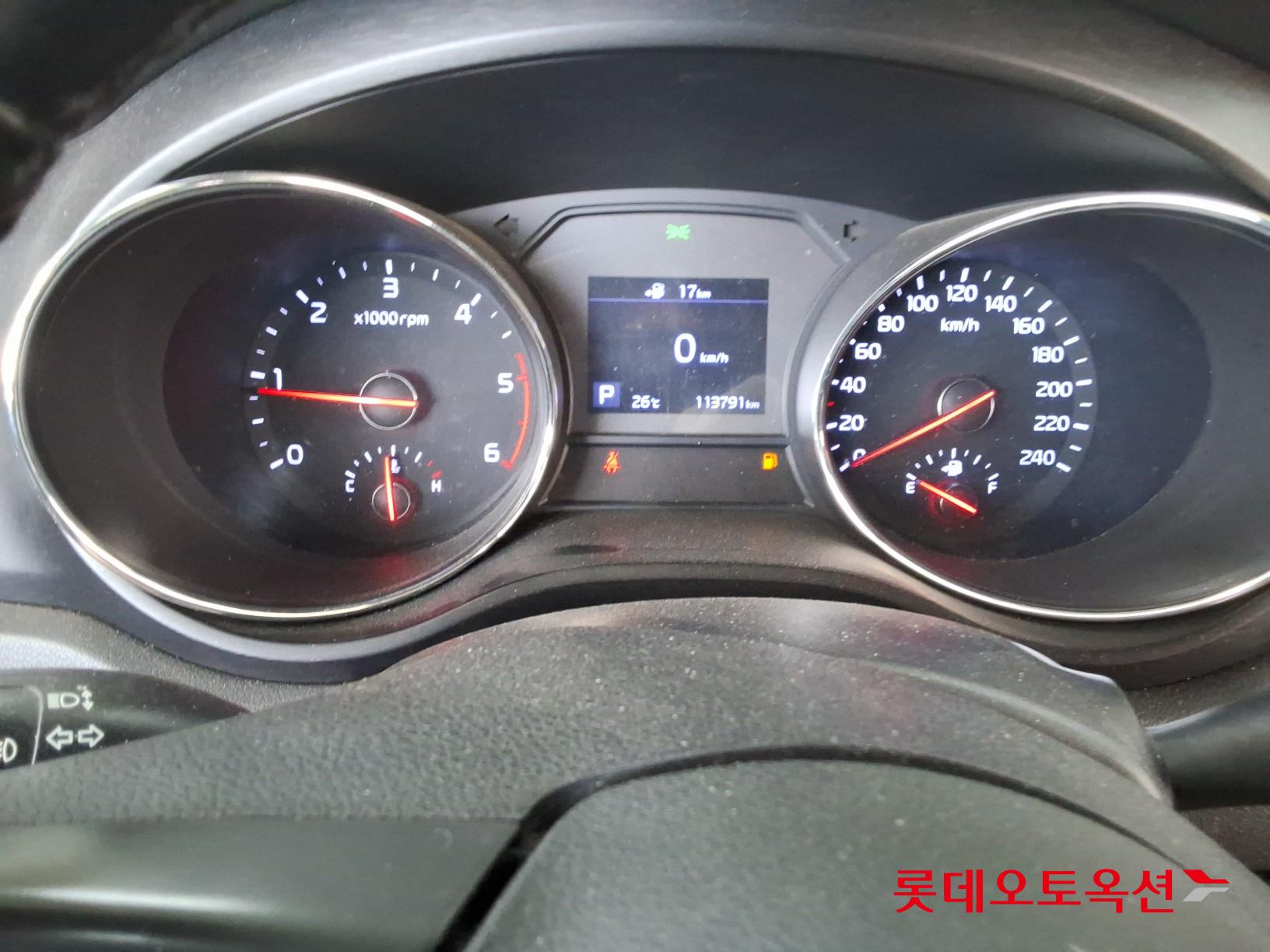 Kia New Carnival - 30