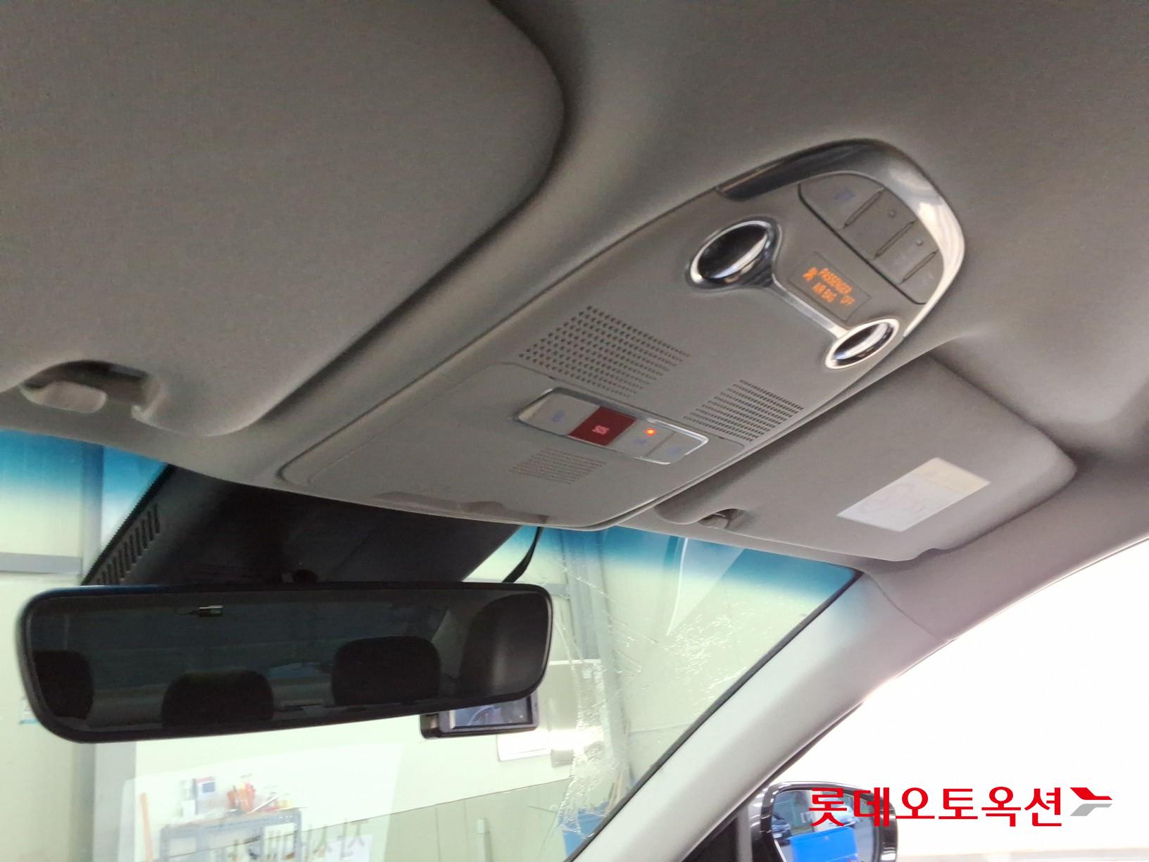 Hyundai Grandeur - 32