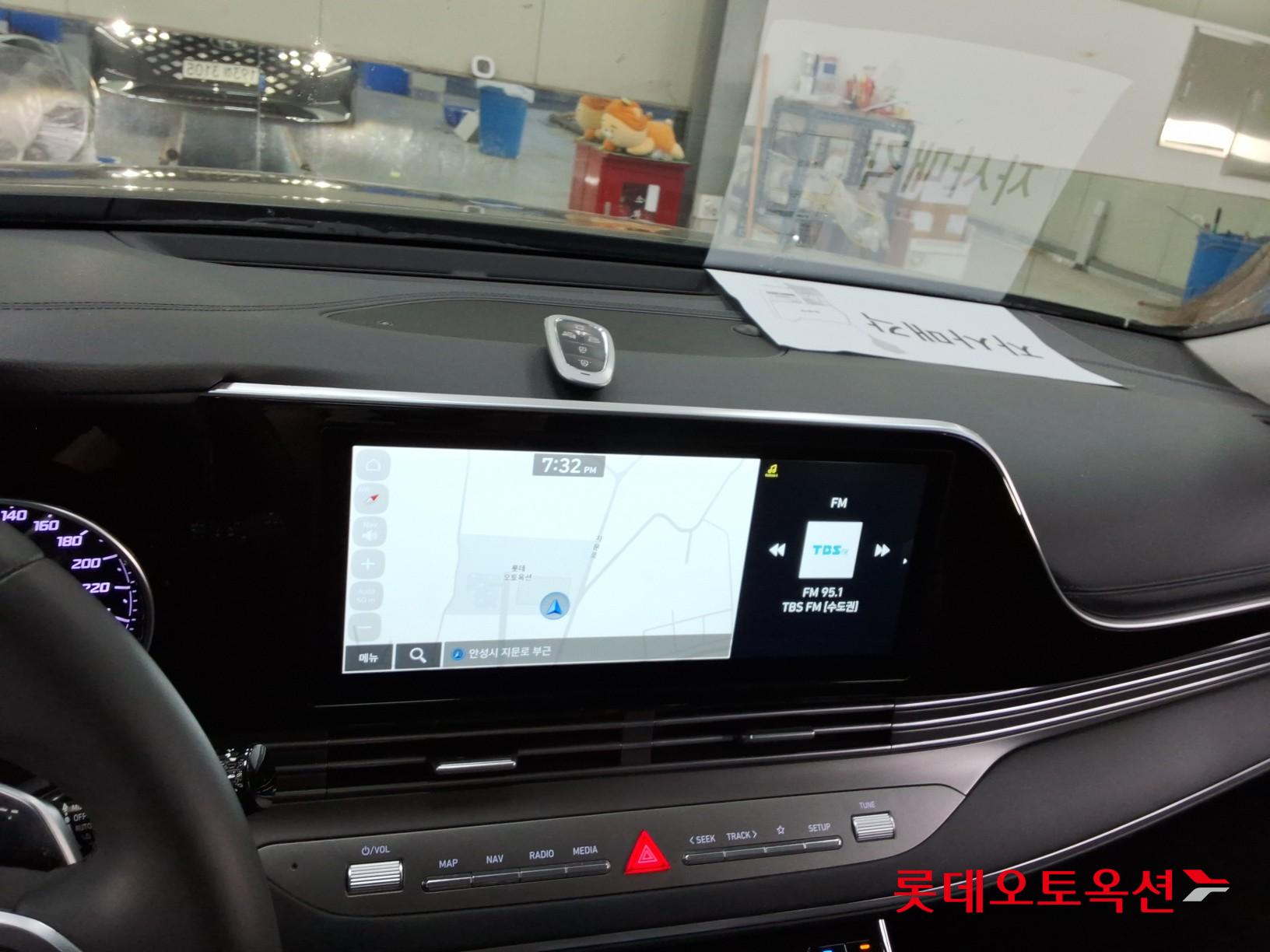 Hyundai Grandeur - 33