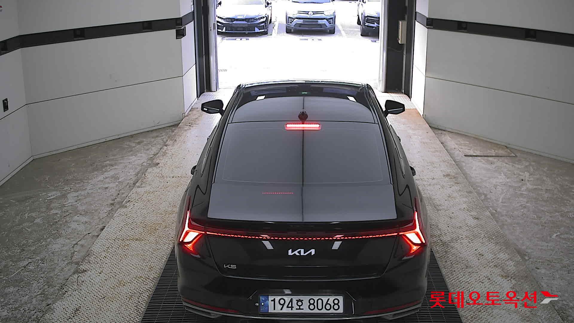 Kia K8 - 17