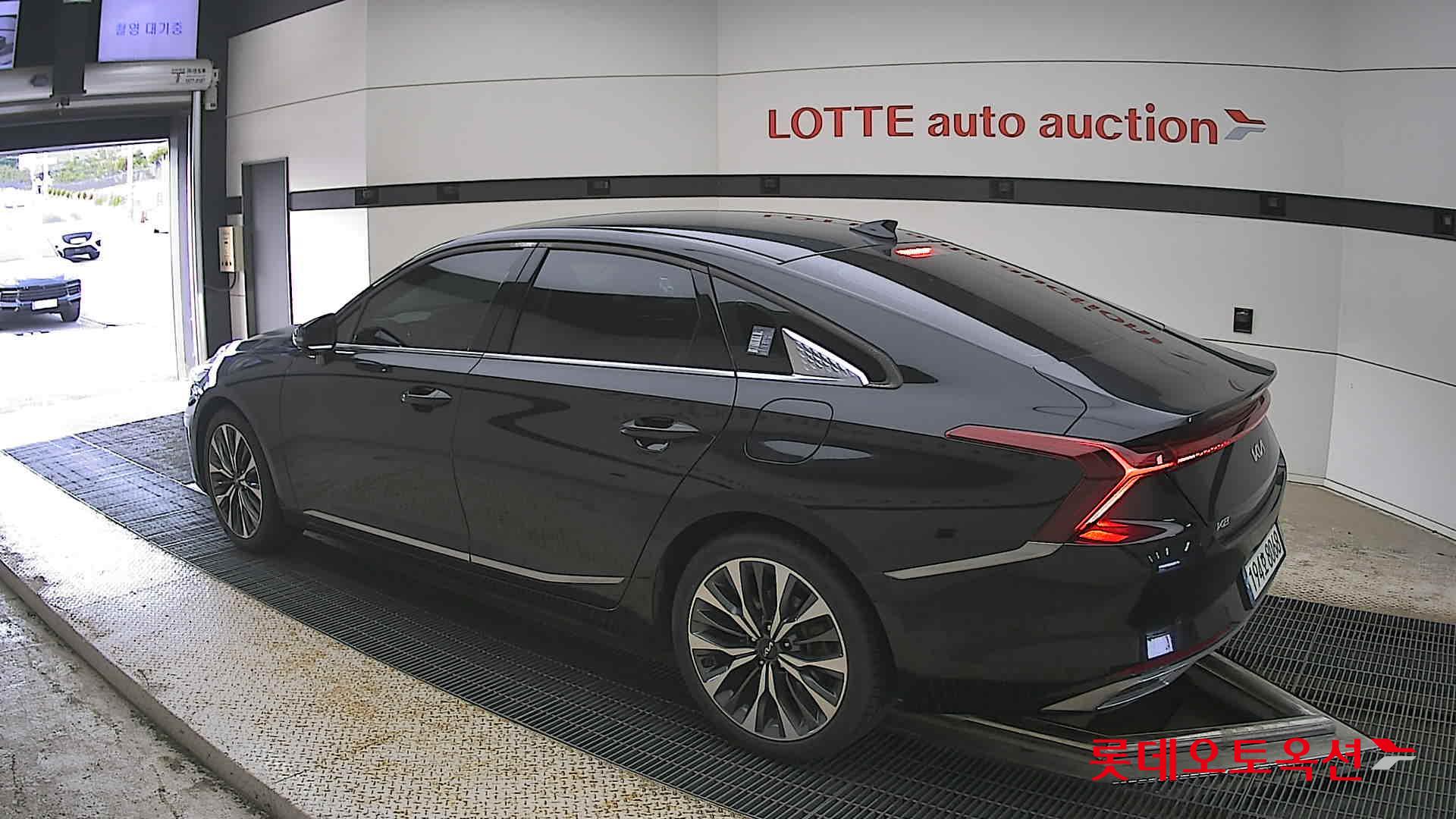 Kia K8 - 15