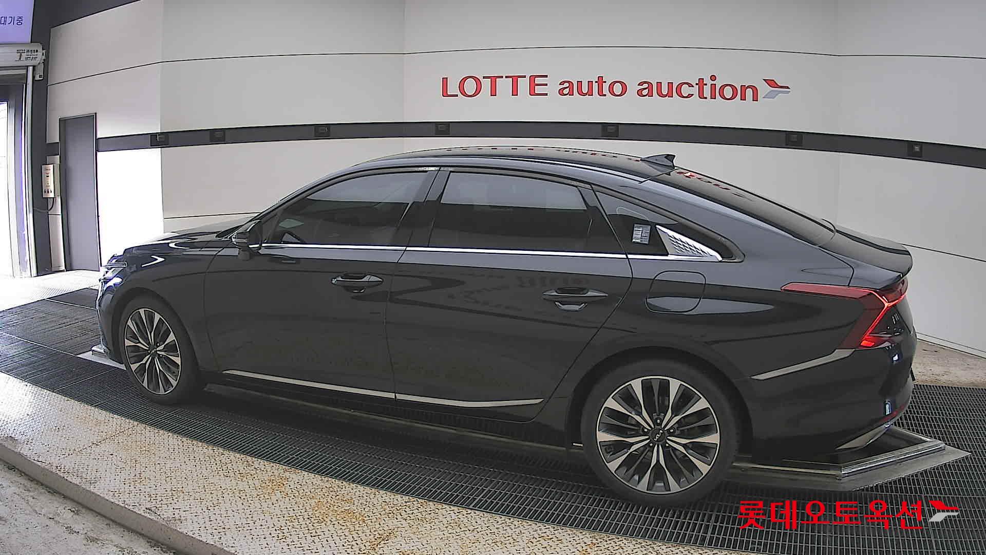Kia K8 - 14