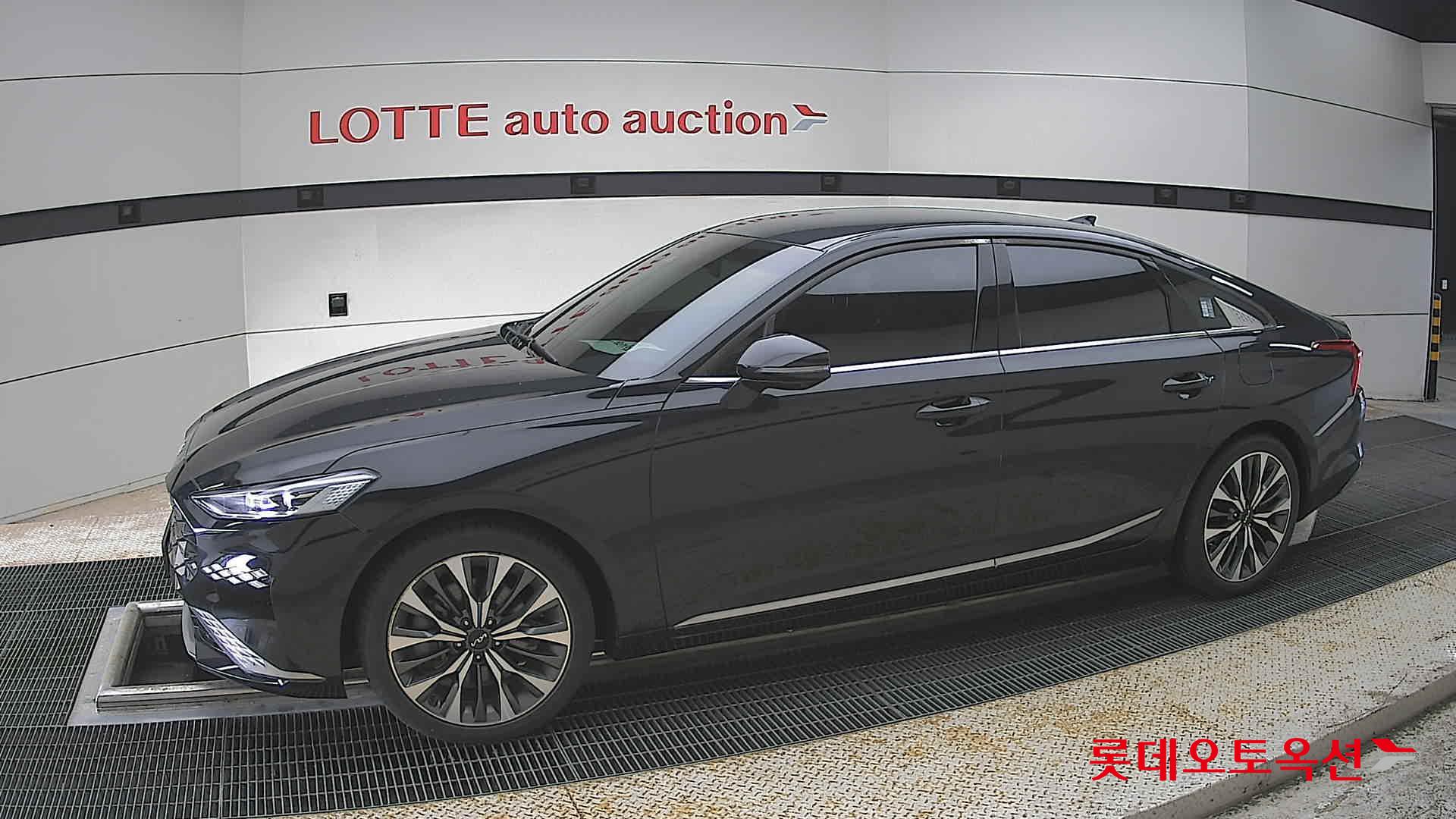 Kia K8 - 12