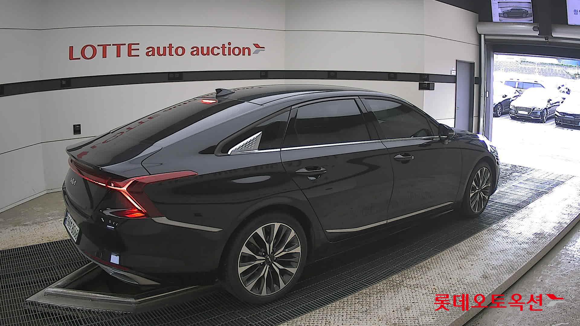 Kia K8 - 19