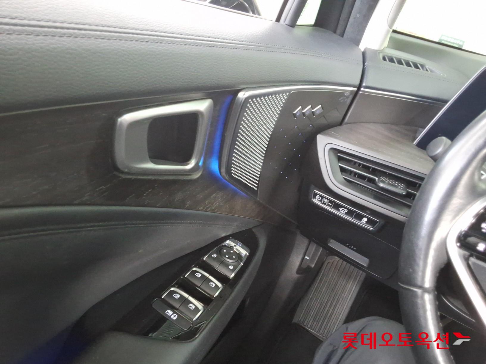 Kia K8 - 29