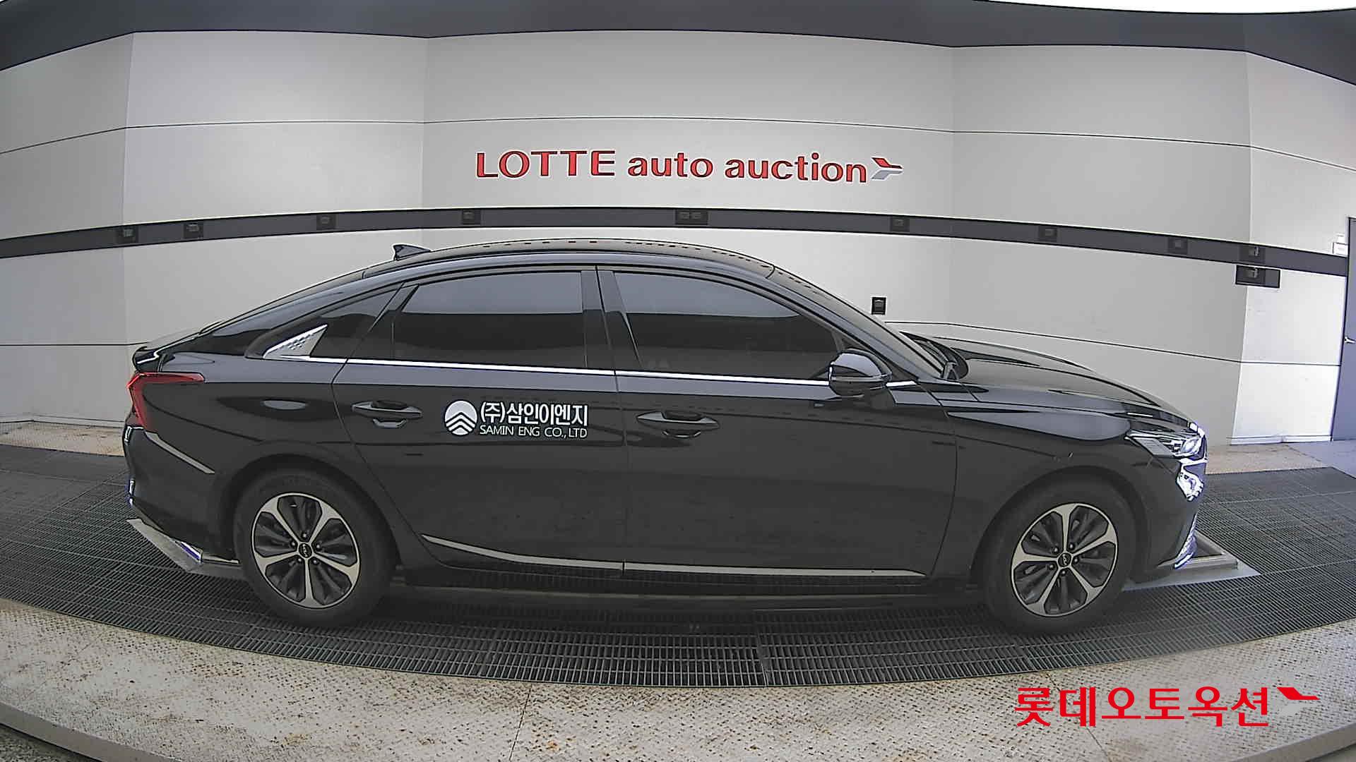 Kia K8 - 21