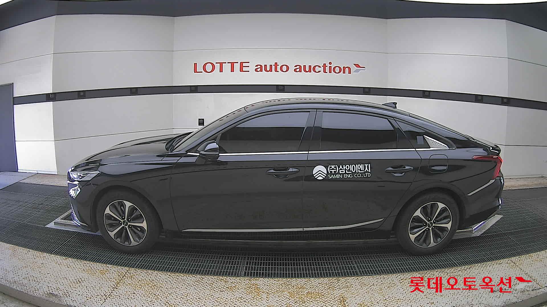 Kia K8 - 13