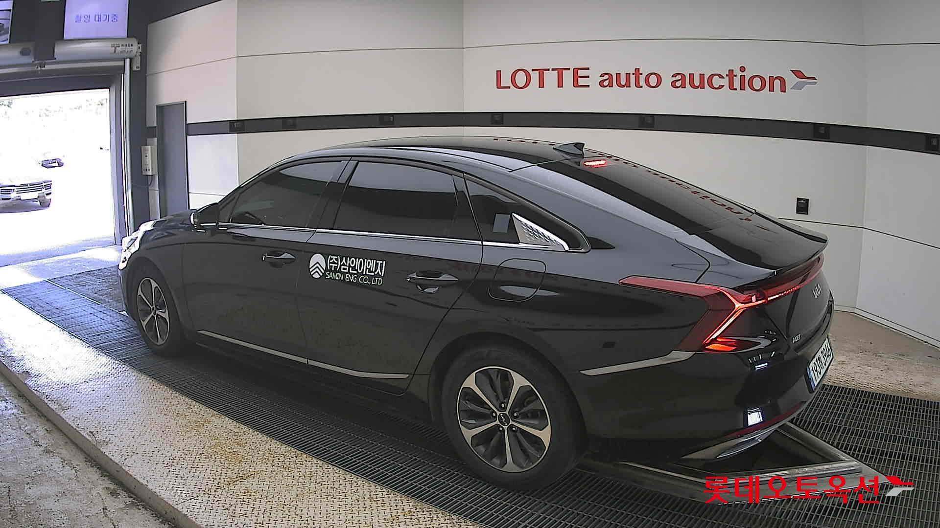 Kia K8 - 15