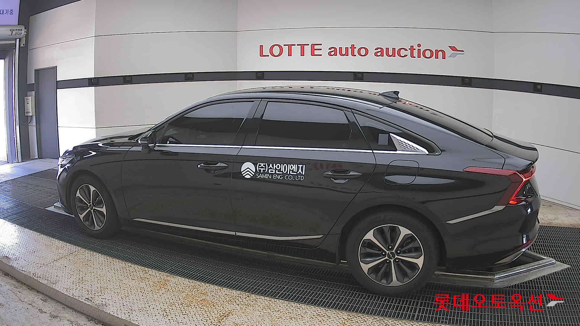 Kia K8 - 14