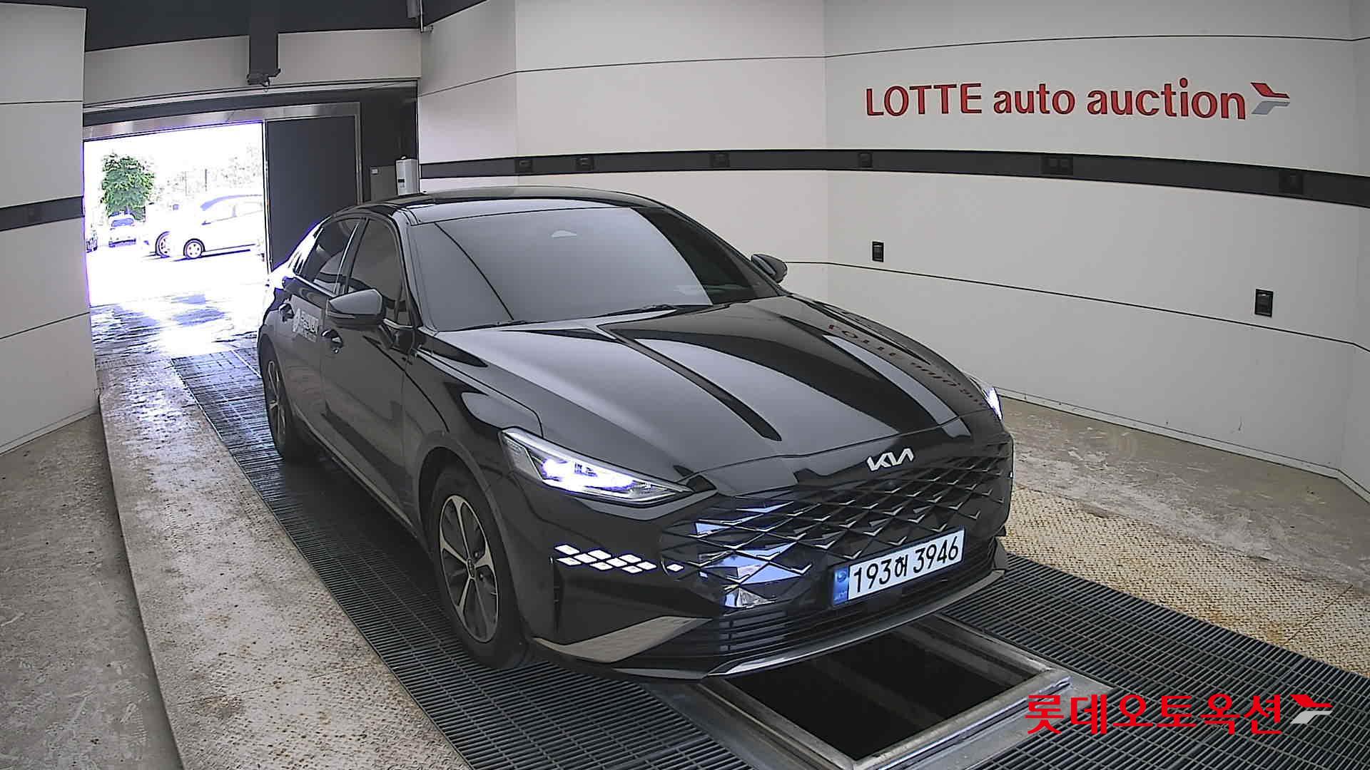 Kia K8 - 24