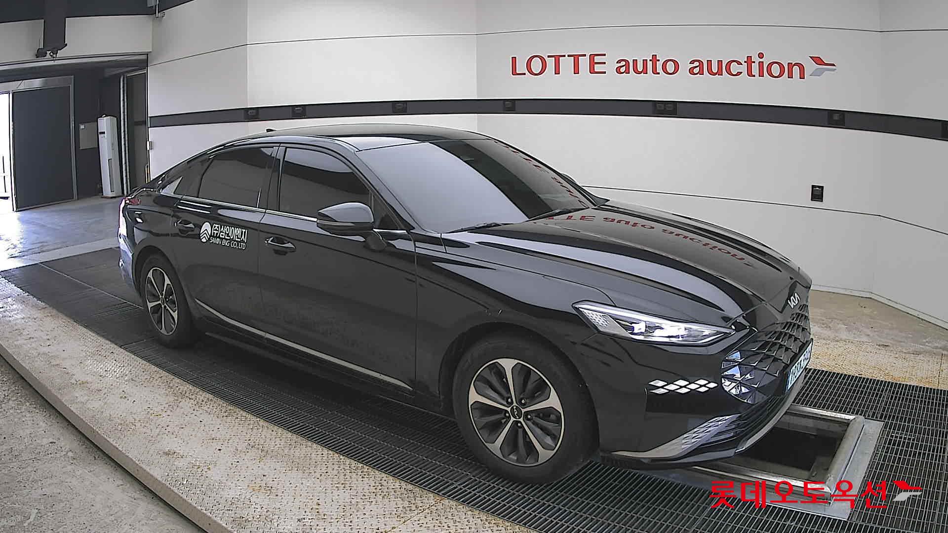 Kia K8 - 23