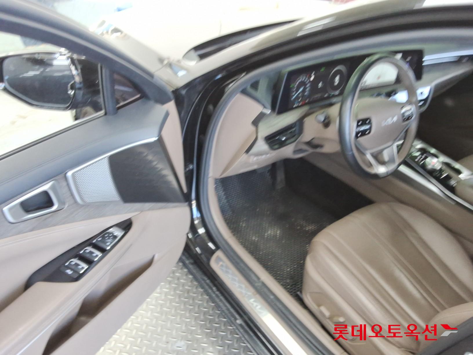 Kia K8 - 36