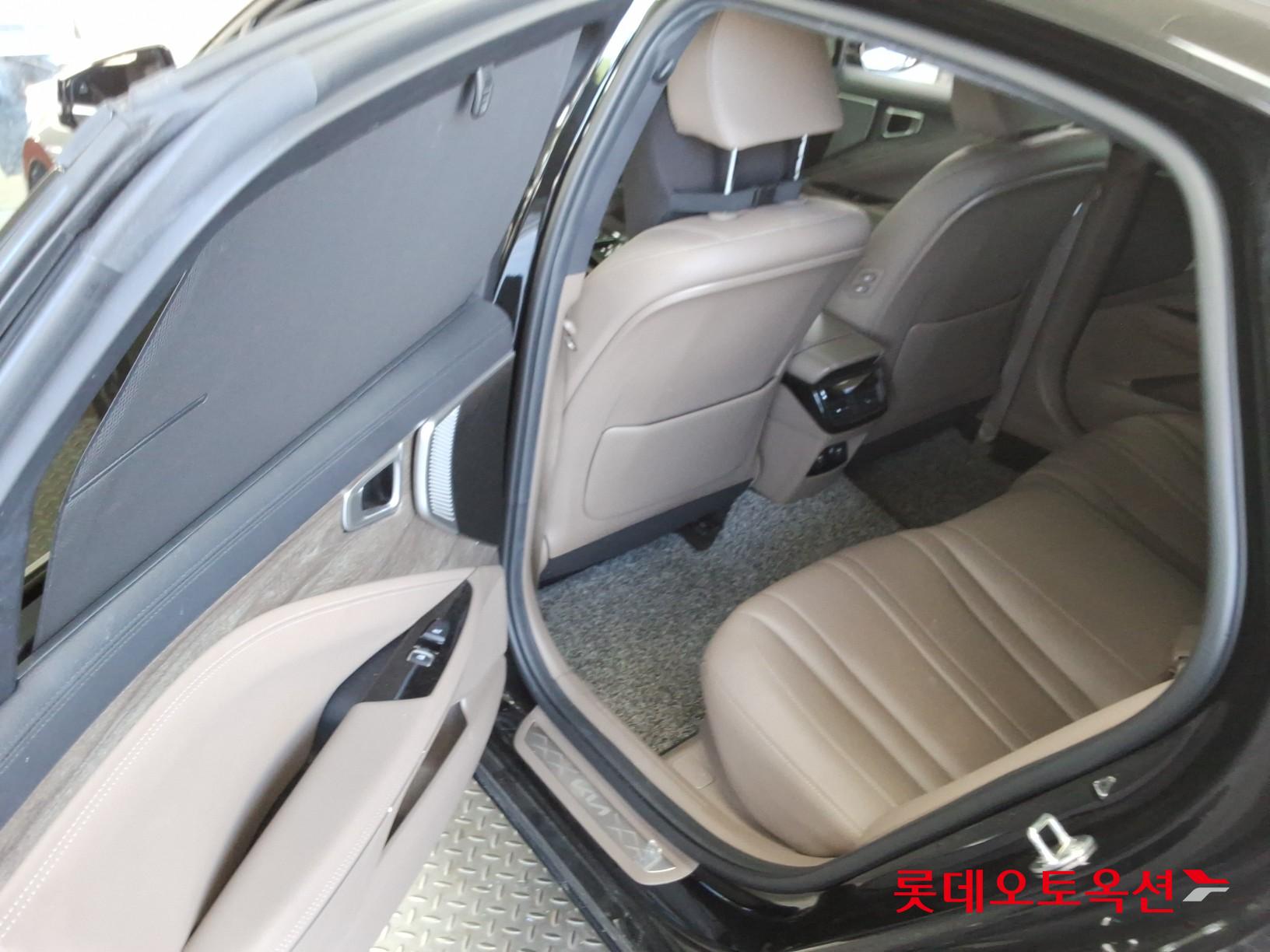 Kia K8 - 37