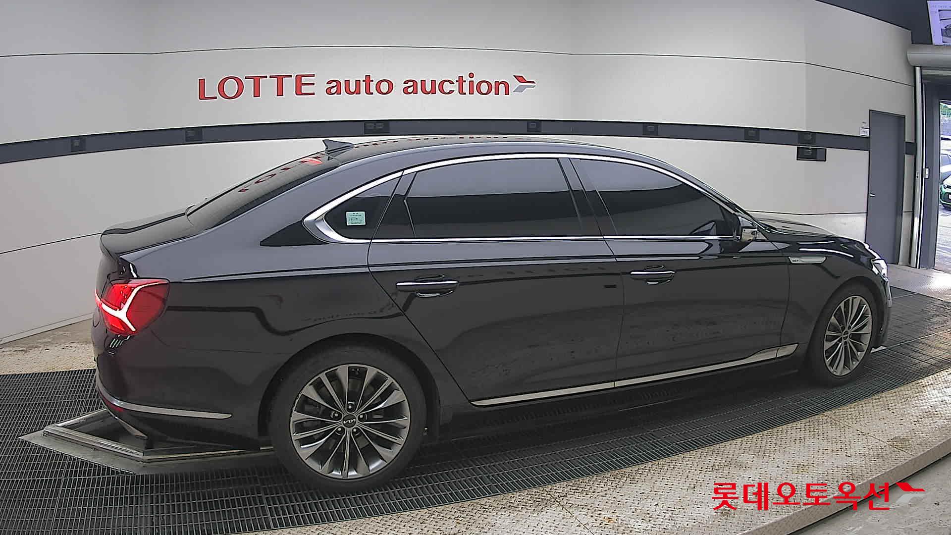 2024 - kia k9