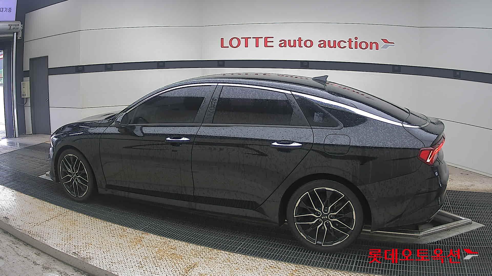 2020 - kia k5