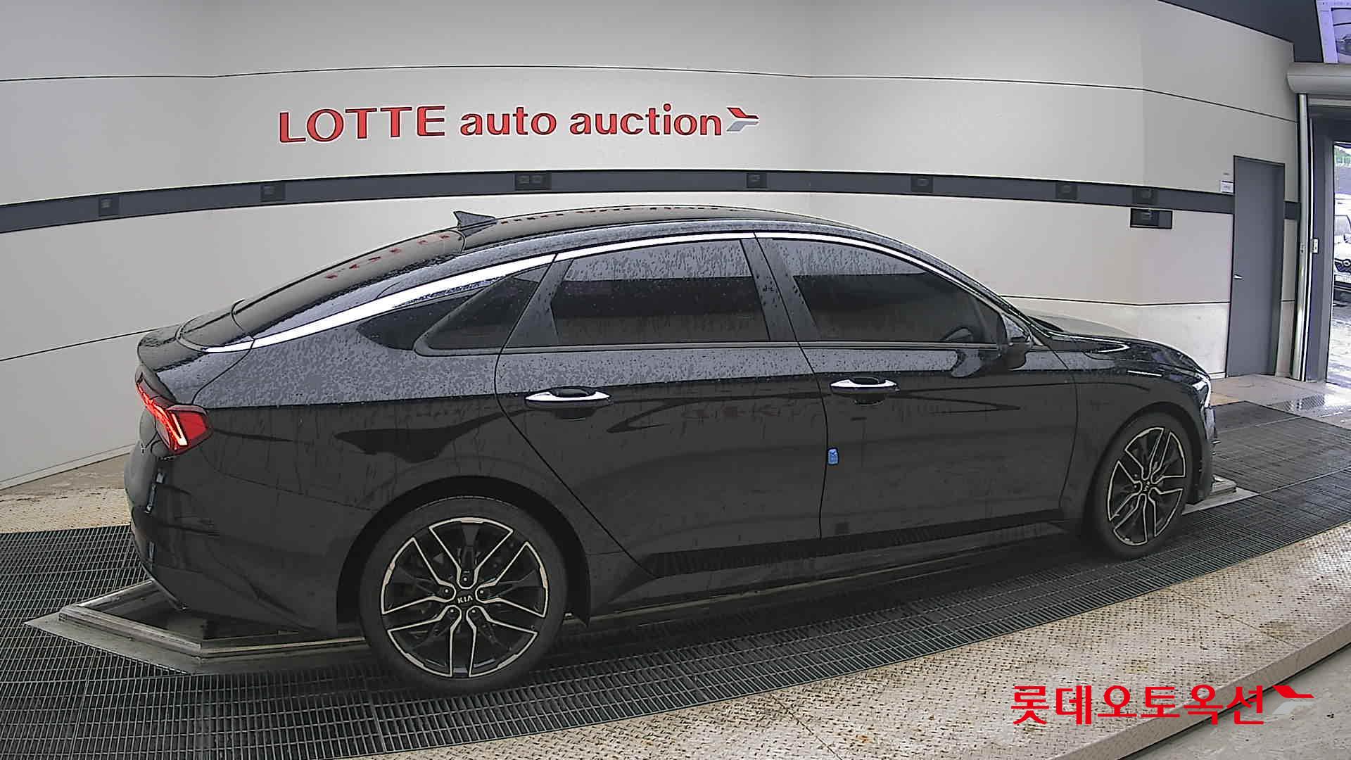 2020 - kia k5